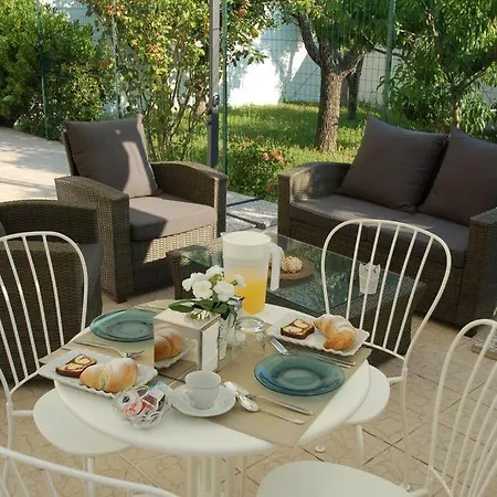 Giardino Dei Frutti ベッド・アンド・ブレックファスト 3*