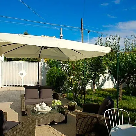 فندق مبيت وإفطار Giardino Dei Frutti باري